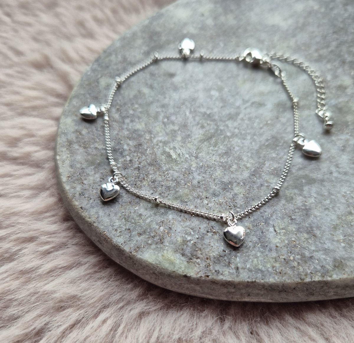 Jewels88- Enkelbandje Zilver- Enkelbandje Hartjes Bedel- Dames Enkelbandje- RVS Stainless Steel