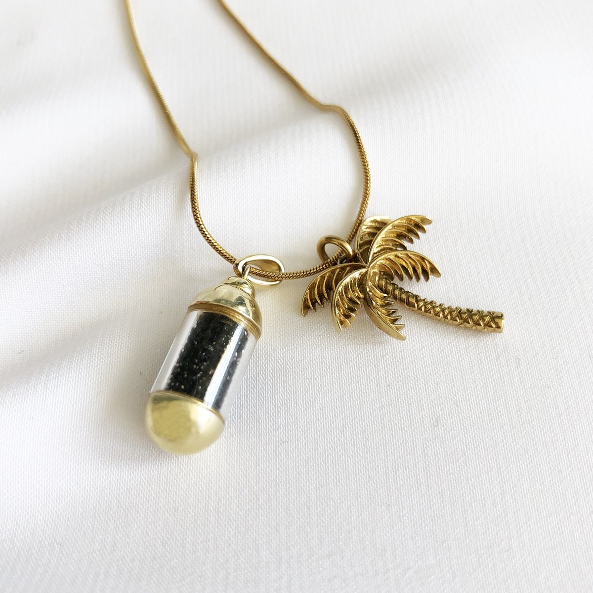 Laguna Treasures Jewellery - Ketting Beach Pendant Palmboom - Goud - Verguld - Snake ketting - Halsketting - Sieraden - Palmboom - Herinnering