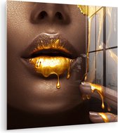 MuchoWow® Glasschilderij 50x50 cm - Schilderij acrylglas - Goud - Vrouw - Verf - Lippen - Luxe - Foto op glas - Muurdecoratie woonkamer - Wanddecoratie slaapkamer - Schilderijen