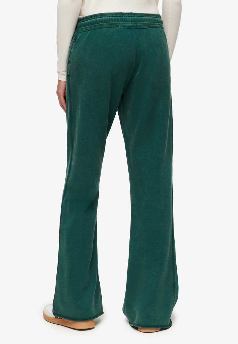 Superdry Athletic Essentials joggingbroek met lage taille en wijde pijpen Dames Broeken Groen