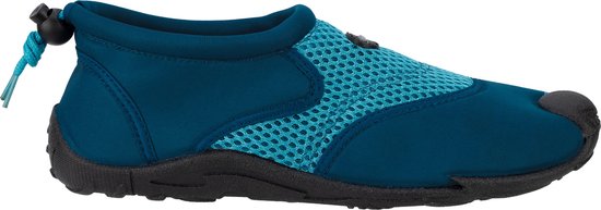 Blauwe waterschoen met een sneldrogend mesh accent op de wreef en een verstelbaar koord aan de hiel.