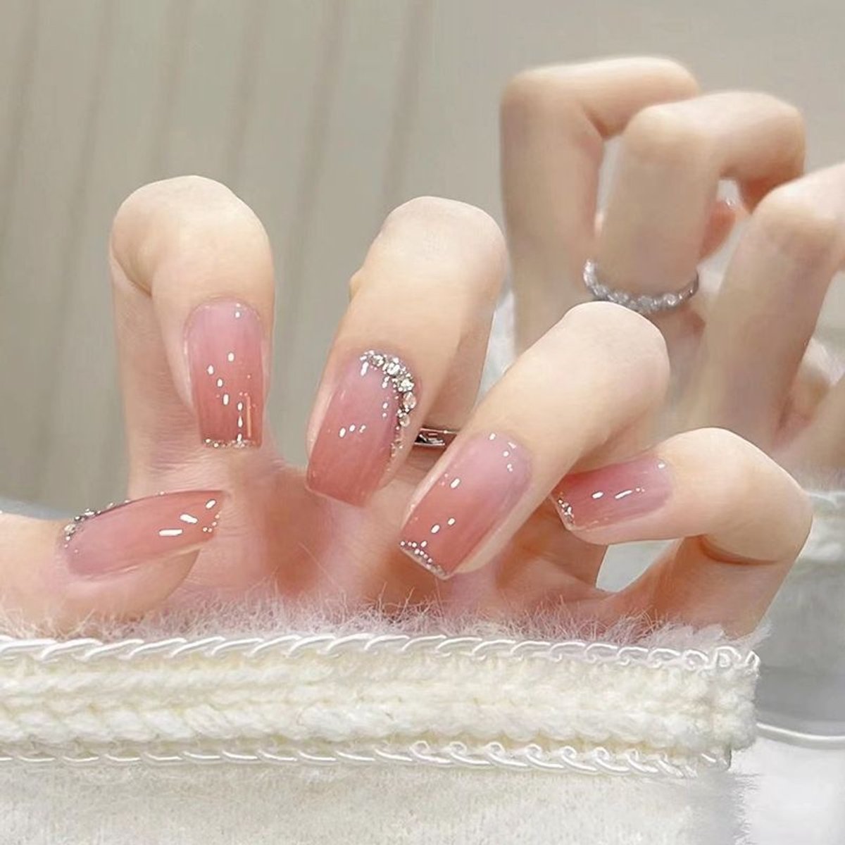 verymeet-24Plaknagels-Press On Nails -delicate & comfartable-Roze diamant stijl