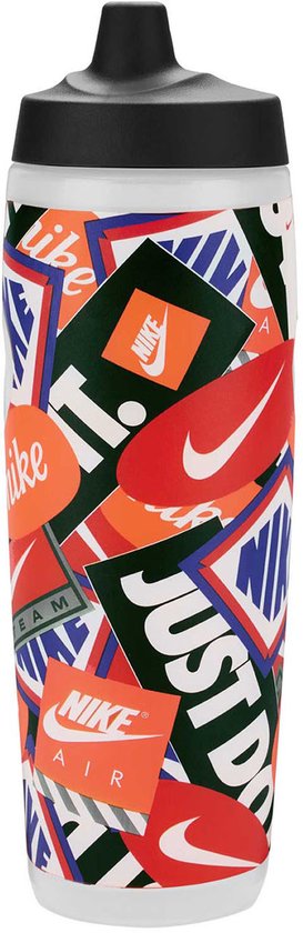 Transparante drinkfles met veelkleurige Nike logo's en 'Just Do It' tekst. Zwarte dop.