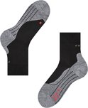 Zwarte hardloopsokken met grijze hiel, zool en strepen. Rode 'F' en 'R' logo's.