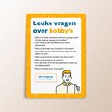 Leuke vragen over hobby's, met een illustratie van een jongen die duim omhoog geeft.