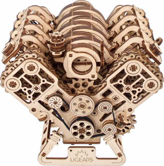 Houten V8 motor model, bovenaanzicht, met gedetailleerd tandwiel- en cilindersysteem op witte achtergrond.