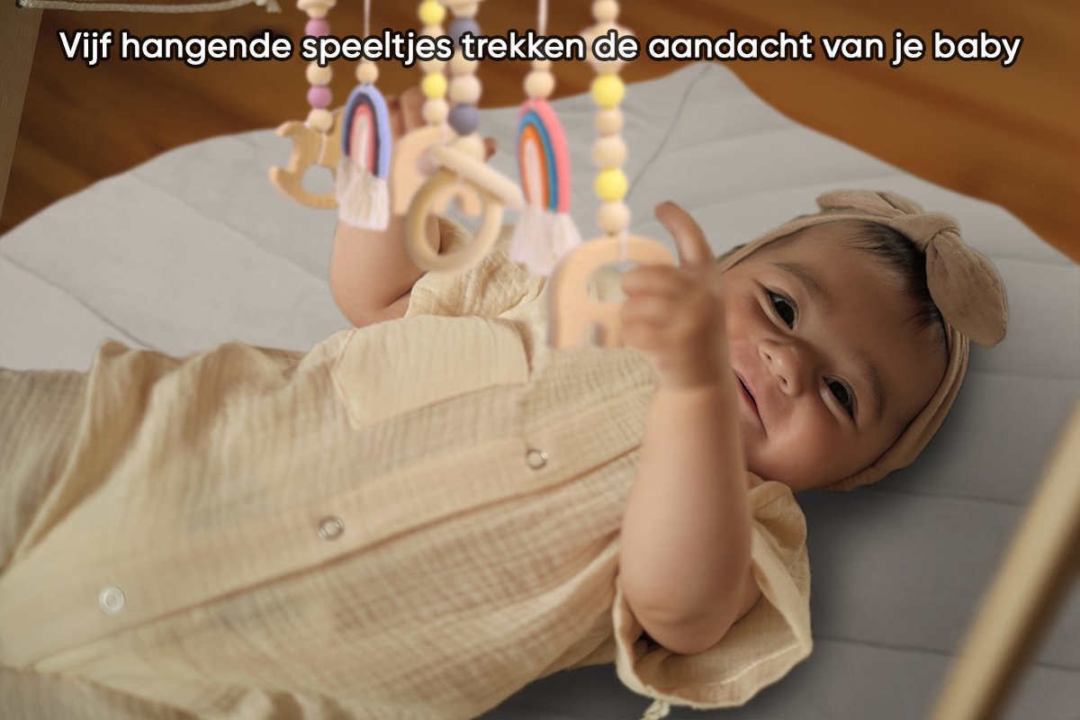 babygym hout incl. 5 speeltjes + dubbelzijdige speelmat – houten Speelboog Baby – Stevige constructie & inklapbaar — afbeelding 13