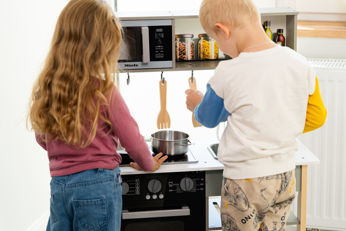 Klein Toys - Miele Houten Speelkeuken - Met Accessoires — afbeelding 17
