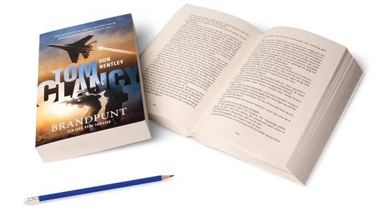 Een gesloten boek met de "Brandpunt" cover, een openstaand boek en een potlood op een witte achtergrond.