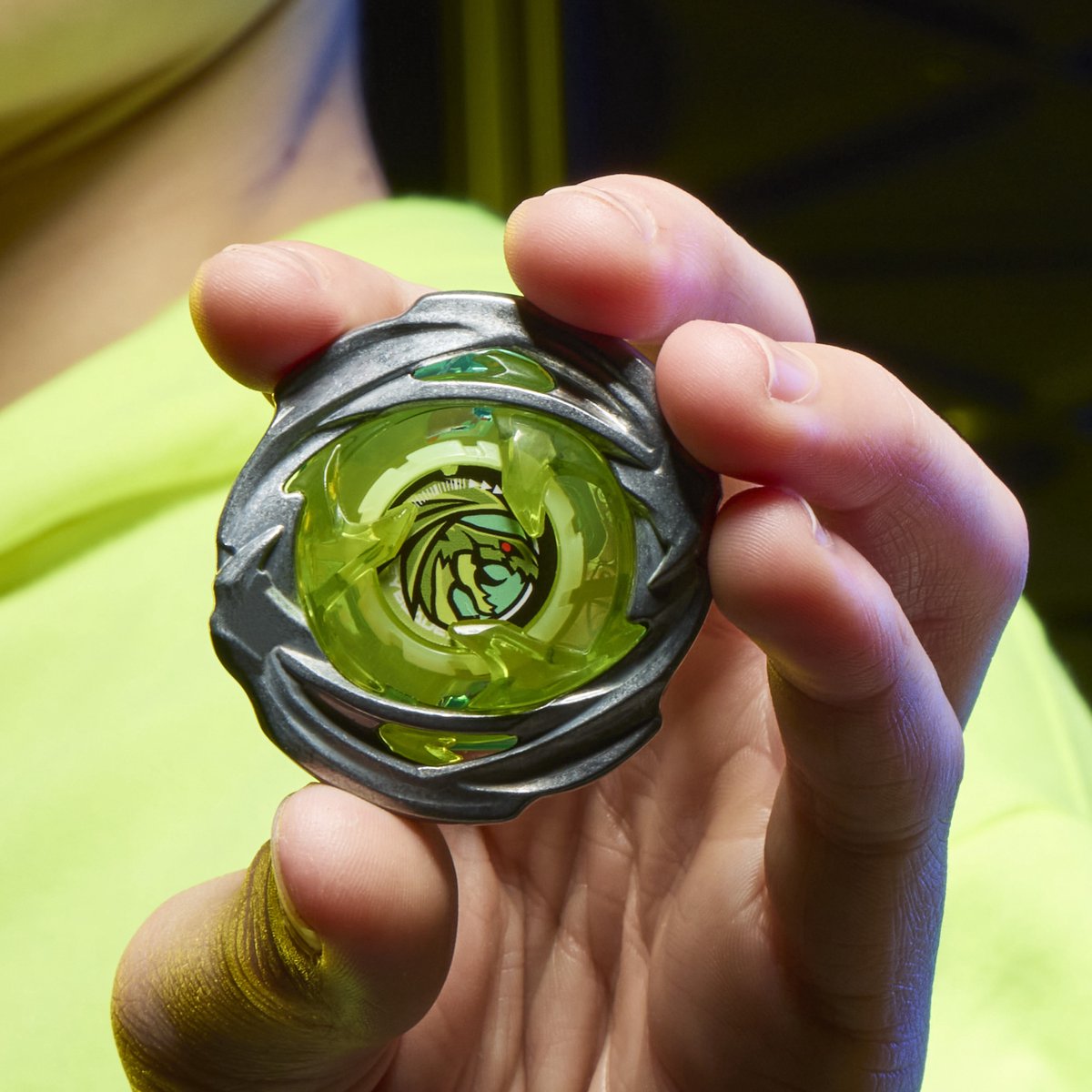 Beyblade X Drop Attack Battle-set met Beystadium - 2 rechtsdraaiende speeltollen en 2 launchers — afbeelding 4