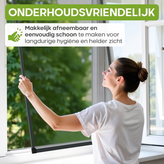 Vrouw verwijdert een onderhoudsvriendelijk raamhor, groene achtergrond.