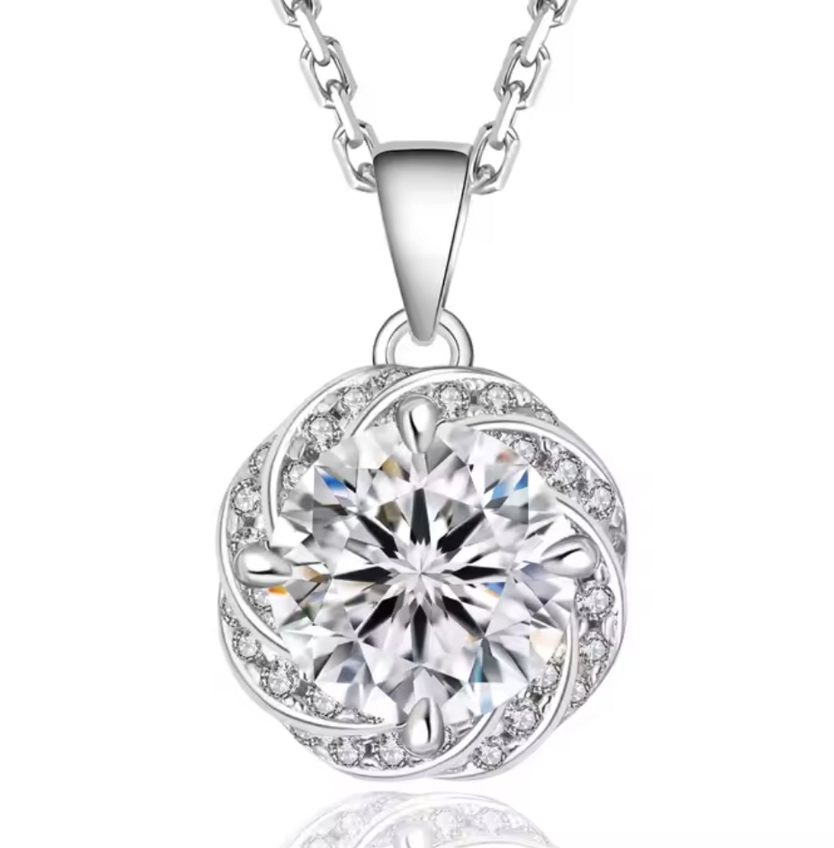 Selevie Zilveren Bloemvormige Moissaniet Hanger Ketting – 1 Karaat - 1ct | 925 Sterling Zilver met Wit Goud Verguld | VVS Kwaliteit - Flower necklace -