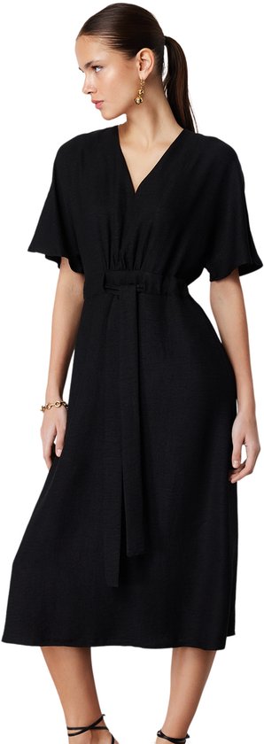 Trendyol Black Tie Gedetailleerde A-Lijn Midi-Geweven Jurk Met V-Hals Twoss23El01543