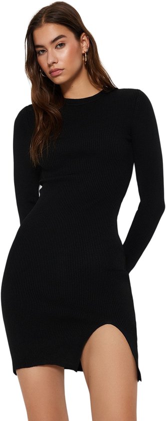 Trendyol Zwarte Mini Gebreide Bodycon Jurk Met Split Twoaw23El01416