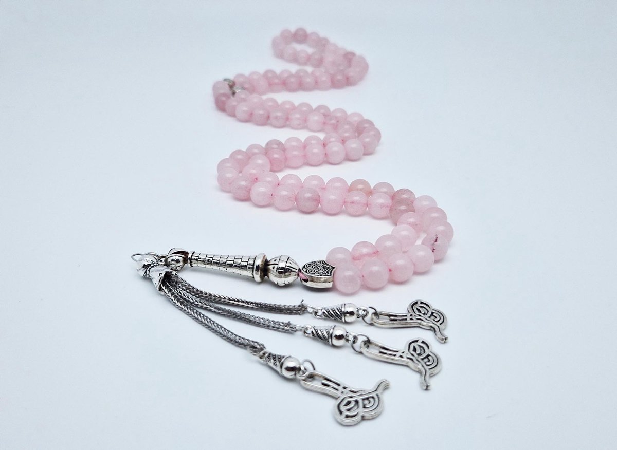 Handgemaakte tesbih "Tasbih" natuursteen "Roze kwartz" - Aantal kralen 99 - Diameter kralen 8MM - met metaal tassel "Arabische kalligrafie" - Een mooi cadeau-idee