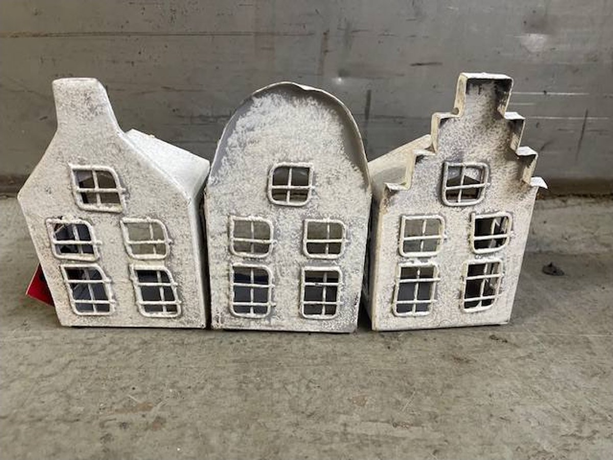 Small house for candle frozen S/3