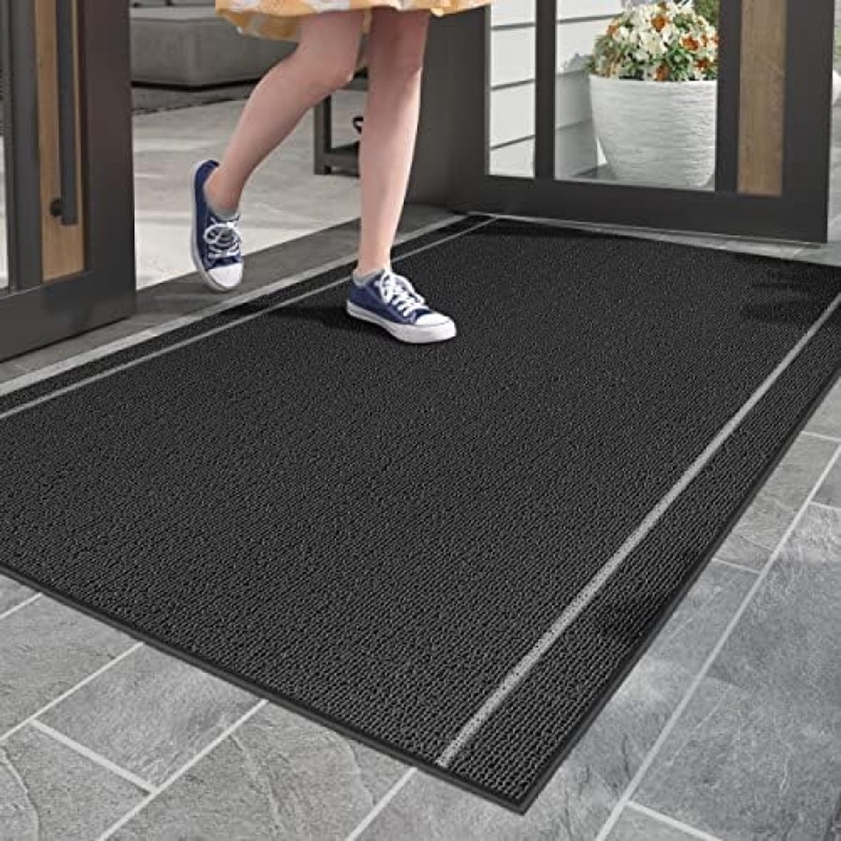 Deurmatten Buiten 90 x 150 cm, Heavy Duty Deurmat, Vuilvanger Deurmat Anti-slip, Waterdicht, Afwasbaar Buiten Deurmat, Donker grijs