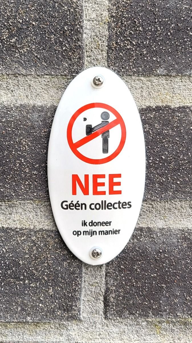 Geen collectes emaille bord - niet aanbellen - doneer op eigen manier