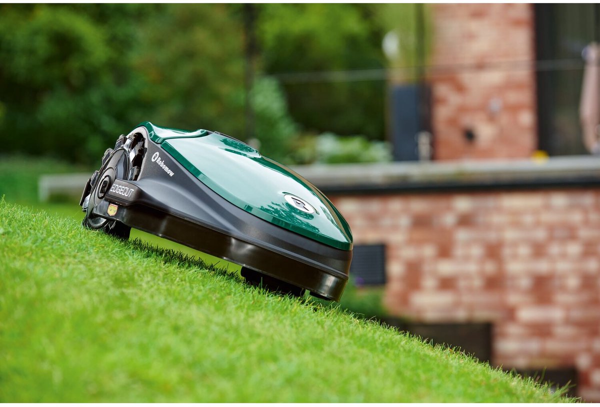 Afbeelding 3 van Robomow RKS1500 - Robotmaaier - Maairobot - Wifi - Randmaaien - App bestuurbaar - 1500m²