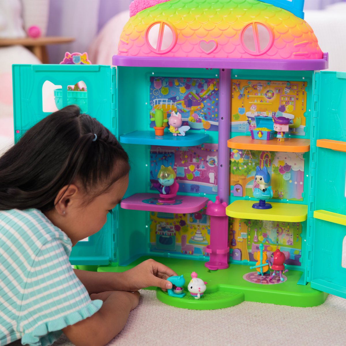 Gabby's Dollhouse, Baby Box Cat en schatkist, set van speelgoedfiguur en poppenhuisaccessoire — cadeau in Spellen & Speelgoed - foto 4