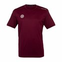 Bordeauxrood sportshirt met rond hals, korte mouwen en logo op linkerborst. "the indian maharadja" op de schouders.