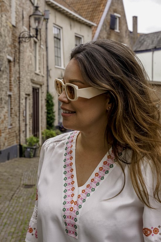 Montuurtjevoorjou - Beyond Champagne - Zonnebril - Zonnebril heren en dames - Festival - Beige van Montuurtjevoorjou — afbeelding 4