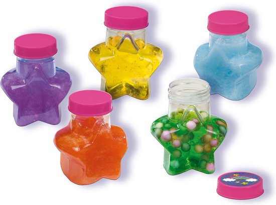Vijf doorzichtige flesjes in stervorm, gevuld met glitter slijm in paars, geel, blauw, oranje en groen.