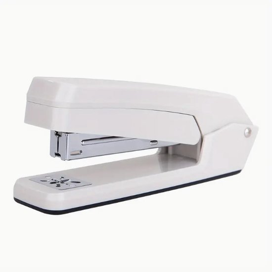 Een witte, gestroomlijnde nietmachine met een metalen nietmechanisme en een vierkant perforatiepatroon op de basis.