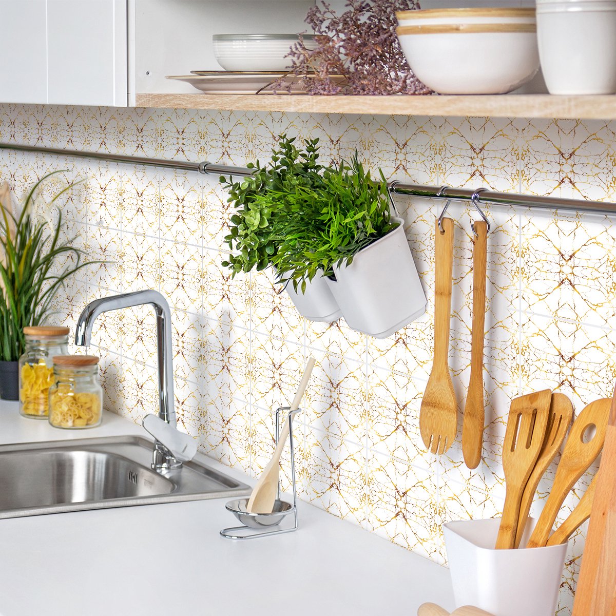 Ambiance Sticker Zelfklevende tegelmuurstickers voor keuken en badkamer - 9 chique gouden marmerlook cementtegelstickers - 9 stickers 10x10cm Multi color