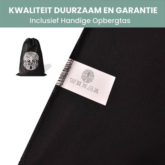 Zwarte statafelrok met een draagtas en een waslabel dat de kwaliteit en duurzaamheid benadrukt.