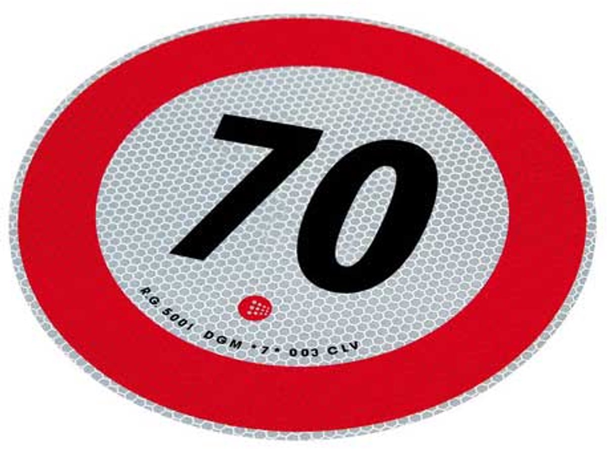 Speed limit sign. 70 km/u