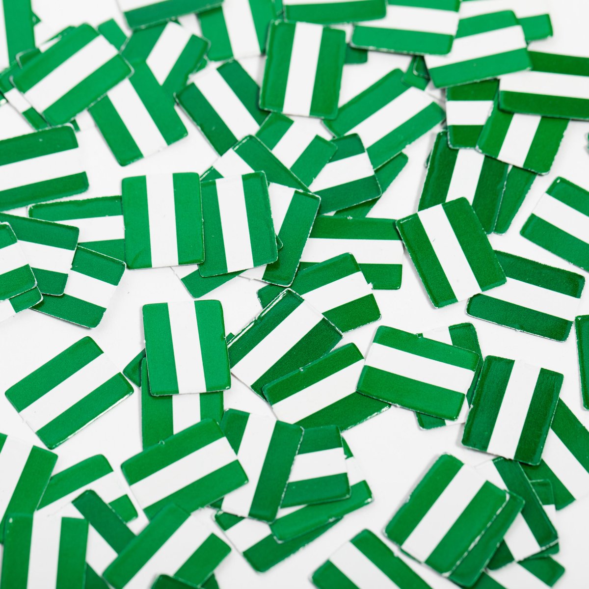 150 stuks Tafel confetti papier Rotterdam - Hapjes Cocktail Tapas Zomer Terras EK WK Voetbal Decoratie Tafelconfetti