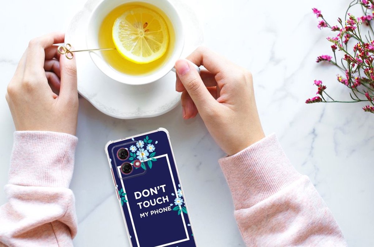 TPU Case Anti-Shock voor Motorola Moto G84 Anti Shock Case Flowers Blue DTMP