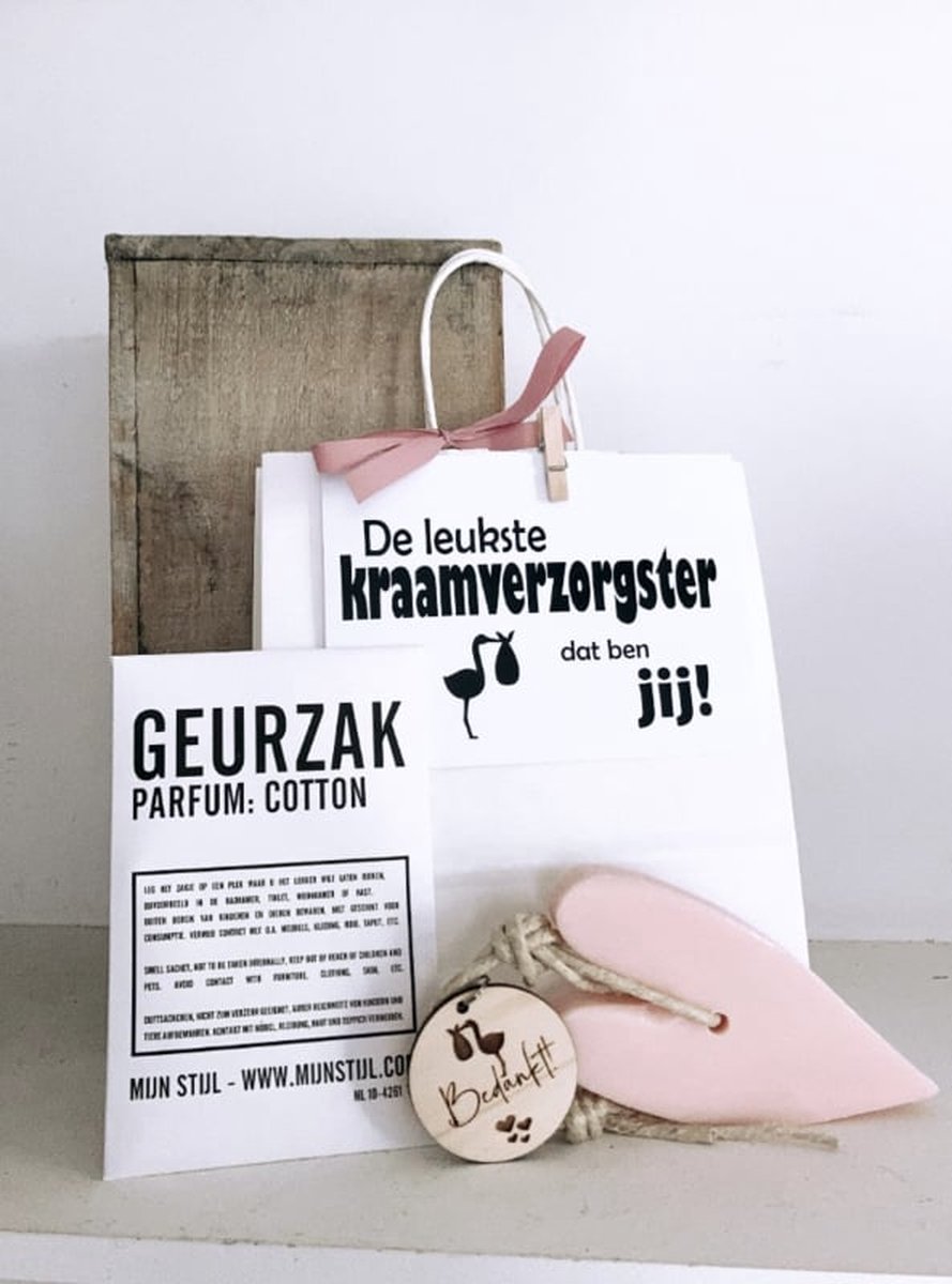 Cadeau voor de kraamzorg - cadeau tasje gevuld Puur Zeep! - roze variant