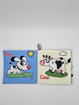 Yippiez - farm tails - Zacht knisperboek baby - box speelgoed - sensorisch - leren - stof – pakkende kleuren – farm tails- kraamkado – kraamcadeau