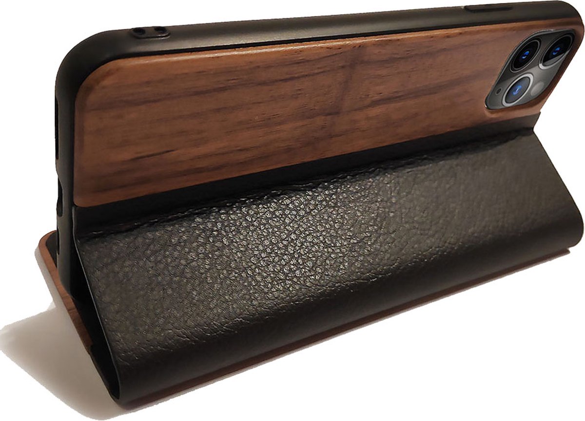 Houten design flip case, iPhone 11 pro max – Noten met zwart leer