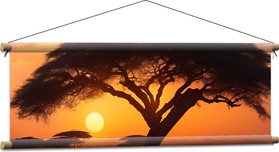 Textielposter - Silhouet van Grote Acacia Boom op Savanne tijdens Zonsondergang - 90x30 cm Foto op Textiel