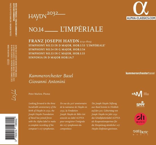 Albumhoes met tekst 'HAYDN 2032 NO.14 L'IMPÉRIALE'. Kammerorchester Basel, Giovanni Antonini.