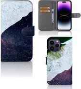 Flip Cover Geschikt voor iPhone 15 Pro Max Telefoon Hoesje Sea in Space