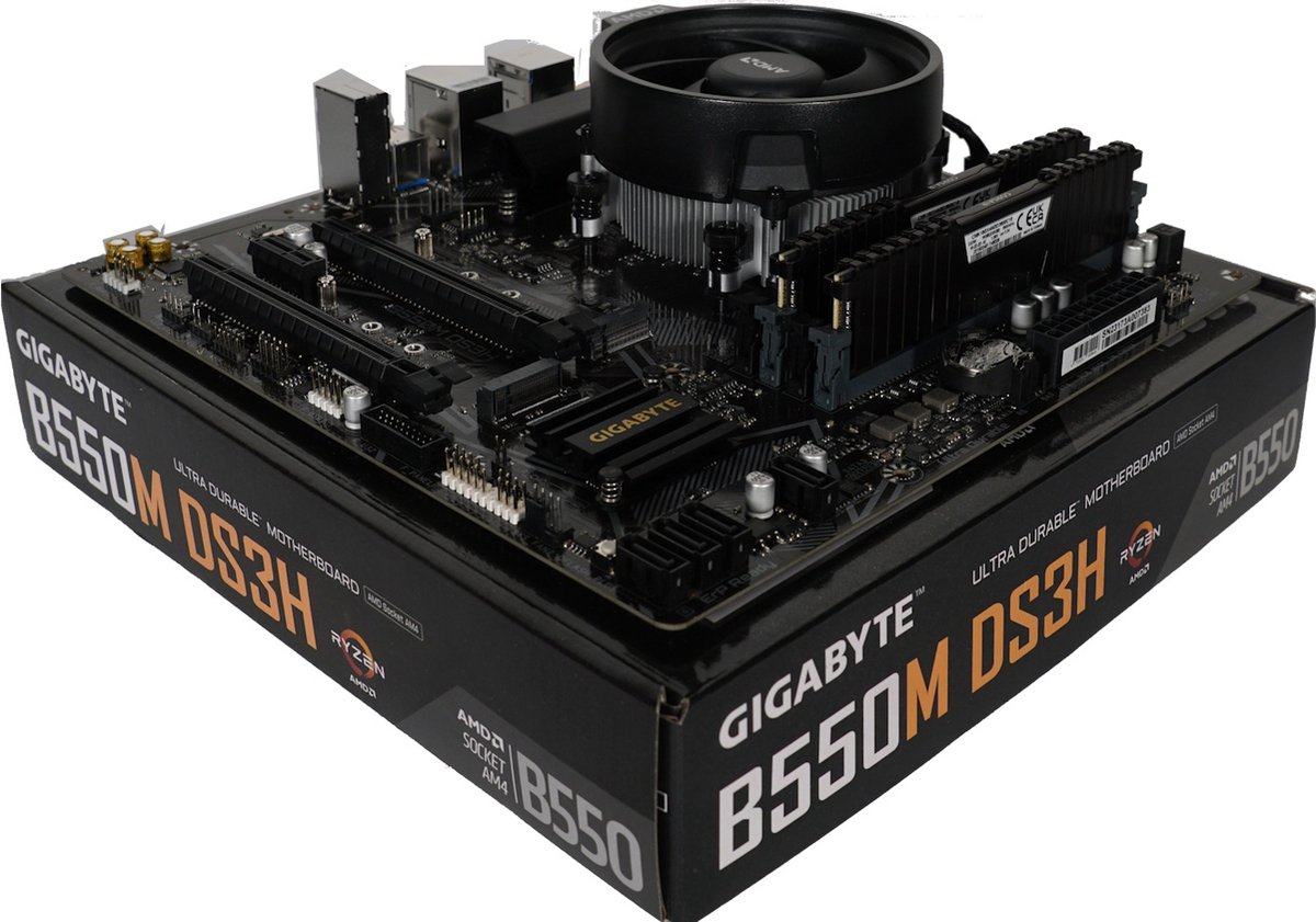 Azerty Upgradekit Gigabyte 5600 - Upgradekit - AMD Ryzen 5 5600 - Gigabyte B550M DS3H - 16 GB 3600 Mhz DDR4 - Azerty