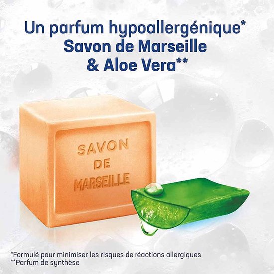 Promo Le chat lessive liquide sensitive savon de marseille & aloe