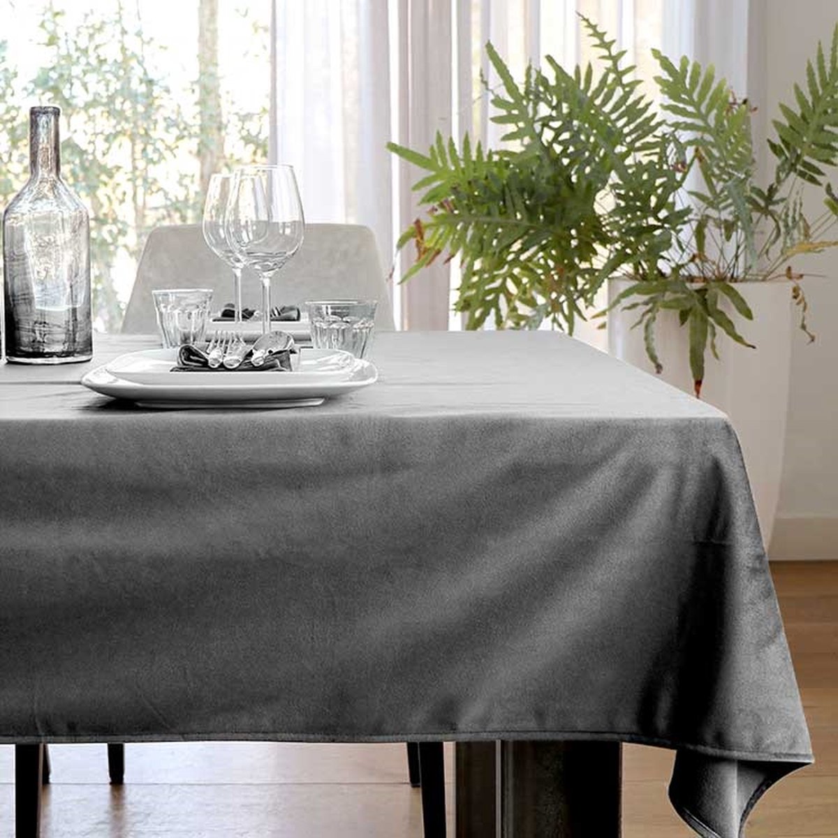 Unique Living - Tafelkleed Velours - 45x250cm - Chateau Grey