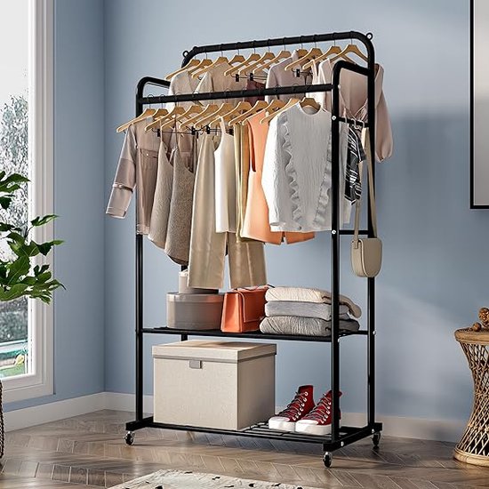 norme vestimentaire - armoire indépendante en forme d'arbre / norme vestimentaire