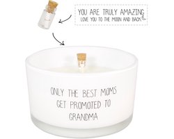 MY FLAME | Flessenpost kaars - Only the best moms get promoted to grandma - Fresh Cotton