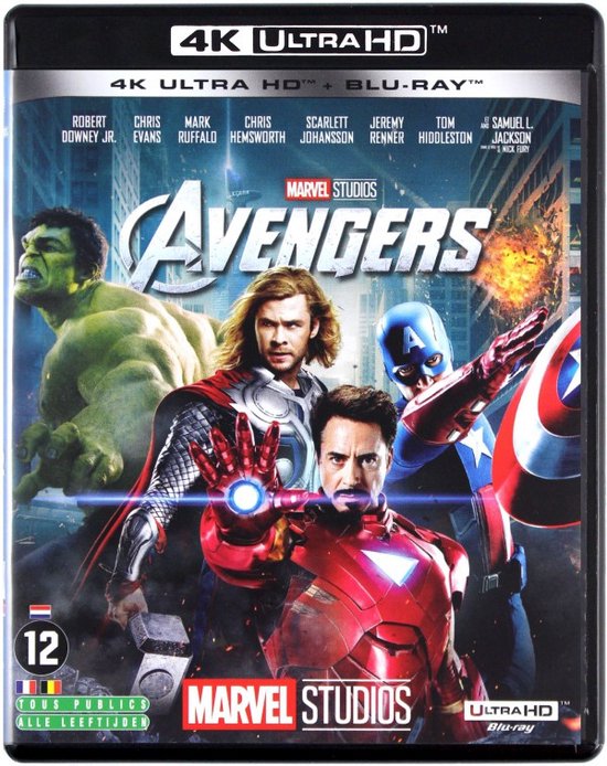 De Avengers, met Iron Man, Captain America, Thor, Hulk, Black Widow en Hawkeye, staan tegenover een dreiging.