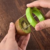 Handige kiwi snijder - 2 in 1 - Kiwi mes - Groen- 7 x 5,5 x 4,5 cm - Kiwi Cutter / Dicer - Dunschiller Slicer Creatieve Vruchten Separator Peeling - Kiwisnijder