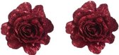 Rode roos met glitters op clip 10 cm - kerstversiering