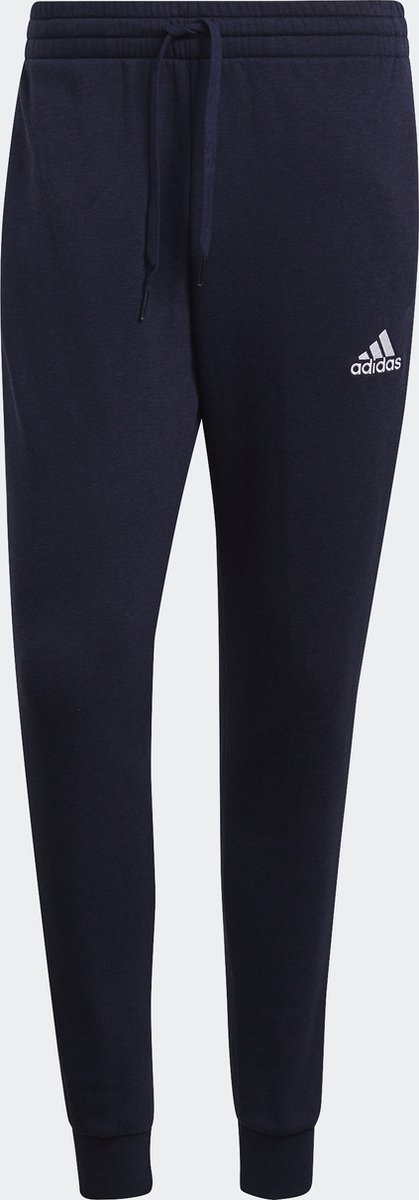 adidas Sportswear Essentials Fleece Fitted 3-Stripes Broek Heren Blauw