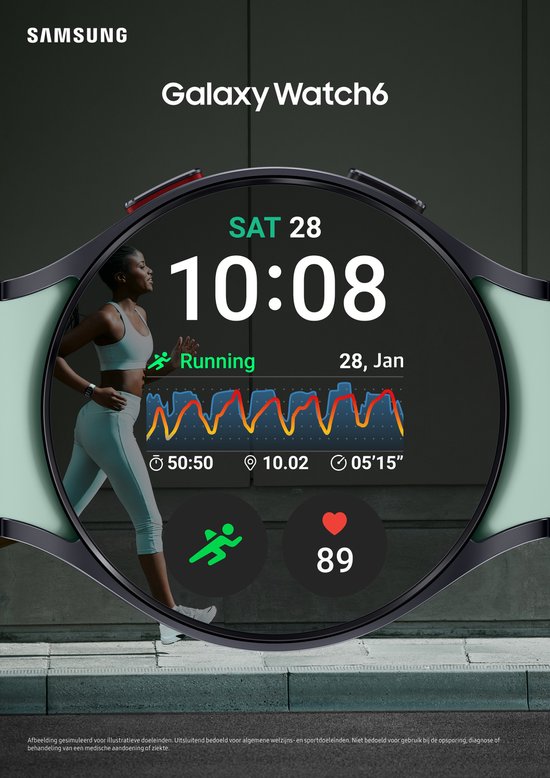 Samsung Galaxy Watch6 in mintgroen met een vrouw die rent, die een hardloopoverzicht weergeeft met datum en tijd.
