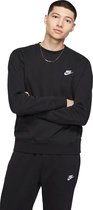 Nike sportswear club fleece crew sweater in de kleur zwart.